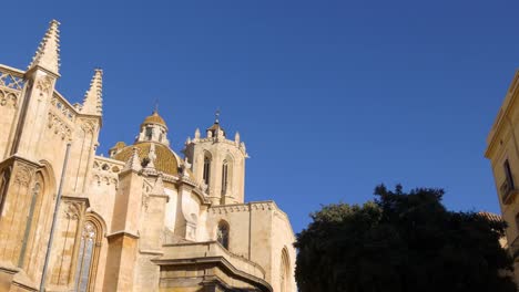 tarragona-cathedral-sun-light-top-side-4k