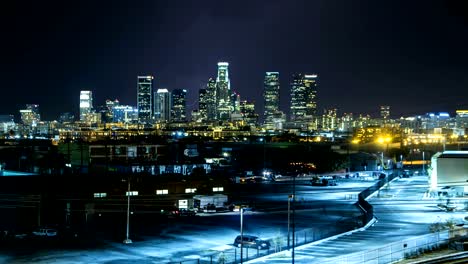 Gewitter-über-Skyline-von-Los-Angeles-in-Blitz-Timelapse