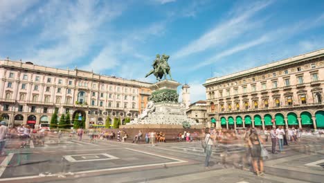 italy-summer-day-duomo-square-vittorio-emanuele-monument-panorama-4k-time-lapse-milan