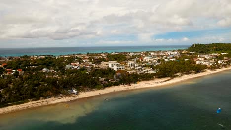 Kitesurfen-auf-der-Insel-Boracay-und-Bulabog-Boracay-Island-Philippinen