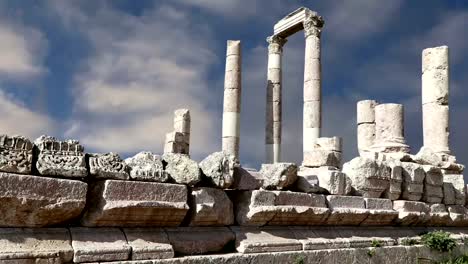 Monumentos-de-la-ciudad-de-Amman--vieja-colina-de-la-ciudadela-romana,-Jordania