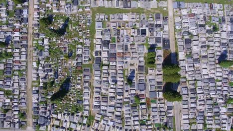 Public-cemetery-view-from-above.-Poland.