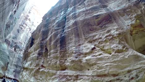 UNESCO-Weltkulturerbe-und-eines-The-New-7-Wonders-of-World.Beautiful-Red-rock-Formation-in-Petra-Jordan