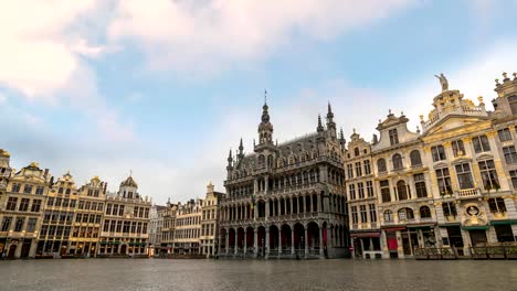 Brüssel-Stadt-Skyline-Zeitraffer-am-Grand-Place,-Brüssel,-Belgien-4K-Zeitraffer