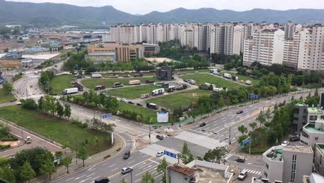 Time-lapse-traffic-at-yangju-in-Korea