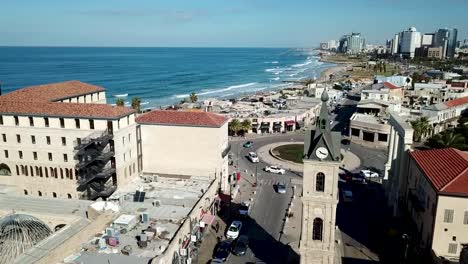 Aerial-View-von-Jaffa-Uhrturm-am-Strand-und-Tel-Aviv