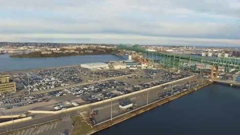 Boston-Skyline-von-North-Aerial-Pan-180