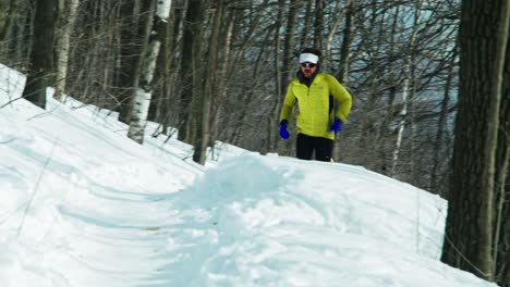 Trail-Läufer-training-in-der-Stadt