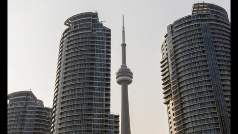 Harbourfront-in-Toronto,-Kanada