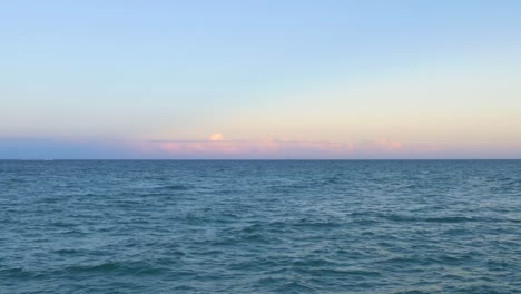Usa-miami-sunset-pink-cloud-ocean-horizon-panorama-4k-florida