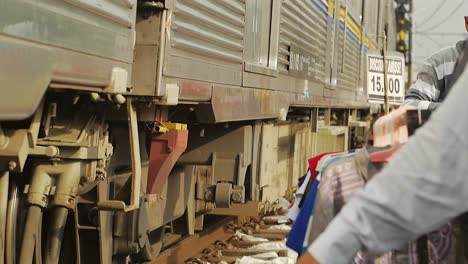 Traditional-Market-in-Duri-Station,-Jakarta,-Indonesia