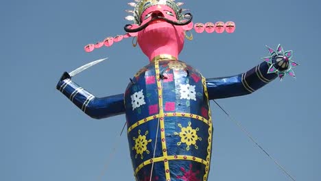 Die-Statue-von-Ravan-auf-Dussera