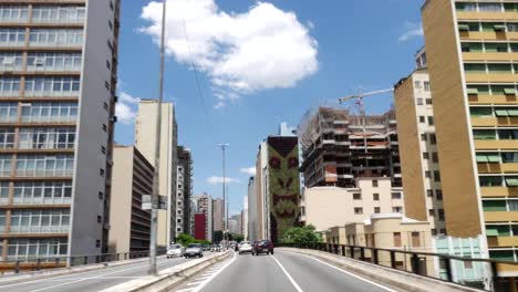 Minhocao-viaducto-en-Sao-Paulo,-Brasil