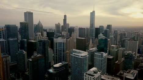 Chicago-Skyline---Sonnenuntergang---Antenne