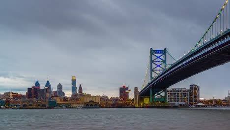 Philadelphia,-Pennyslvania,-USA-Skyline