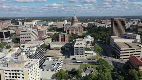 Aerial-of-Downtown-Austin,-Texas