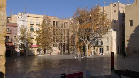 tarragona-city-plaza-en-la-luz-solar-4-K