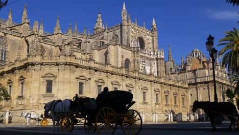 Luz-de-sol-hourse-turísticas-tráfico-catedral-4-k,-España