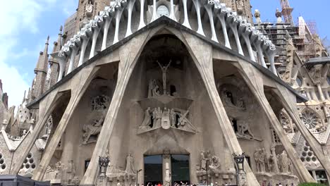 Sagrada-Familia-Church-In-Barcelona