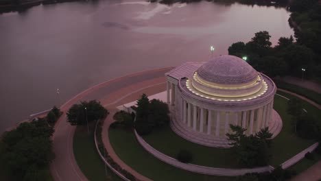 Aerial-view-of-Jefferson-Memorial-and-Tidal-Basin-at-sunrise.