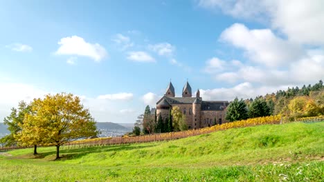 Kloster-St-Hildegard,-Rudesheim-am-Rhein.