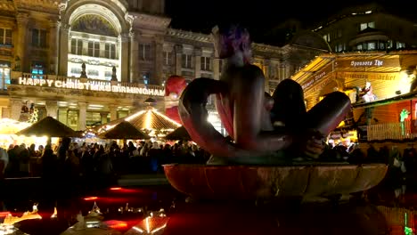 Birmingham-Deutscher-Markt-und-Brunnen-Detailarbeit.