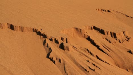 Hügel-aus-sand-in-central-desert-of-Iran