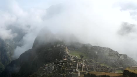 Machu-Picchu-Morning