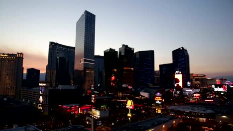 Blick-auf-den-Las-Vegas-Strip-–-Nahaufnahme-in-der-Dämmerung