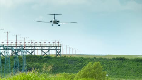 Final-de-aterrizaje-del-Aeropuerto-de-borde-enfoque-en-primer-plano