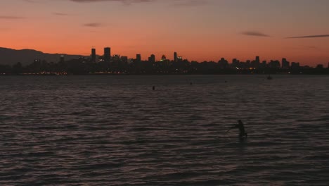 Sunrise-Paddle-English-Bay,-Vancouver-4K-UHD