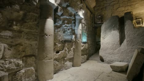 Die-Westwand-Tunnel-unter-der-Altstadt-von-Jerusalem-in-Israel