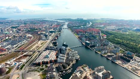 Vista-aérea-de-ciudad-en-Copenhague