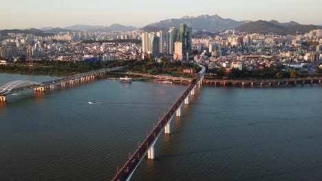 Luftaufnahme-von-Seoul-City-Skyline,-Südkorea