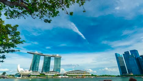 gardens-by-the-bay-night-tourist-famous-show-hotel-panorama-4k-time-lapse-singapore