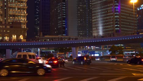 Nacht-erleuchtet-Stadtverkehrs-quadratisch-Panorama-4k-China-shanghai