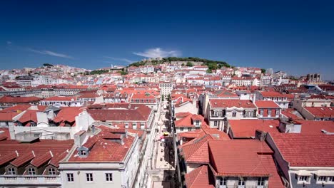 Blick-vom-Aufzug-Elevador-de-Santa-Justa-in-die-Altstadt-von-Lissabon-timelapse