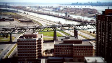 video---Jacques-Cartier-Bridge-in-the-morning-(traffic)