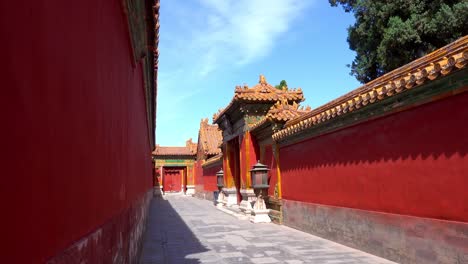 oriental-red-gate-inside-Beijing-Forbidden-City,-China