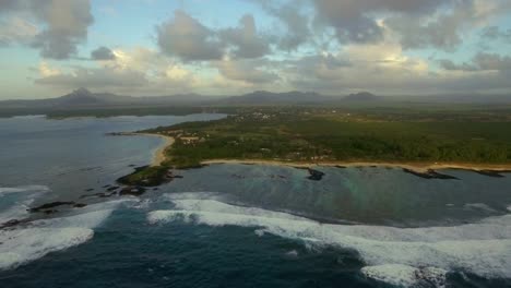 Volando-sobre-la-isla-y-las-aguas-del-Bajío