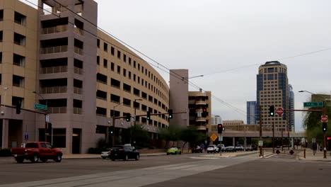 Blick-auf-die-Straßenszene-in-Phoenix,-Arizona