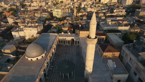 Luftaufnahme-der-Stadt-Kilis,-nahe-der-Grenze-zu-Syrien.