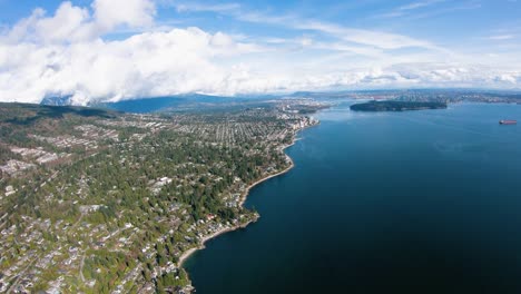 Vancouver-British-Columbia-Canadá-antena-vista-volar-costa-oeste-hacia-el-centro-de-la-ciudad