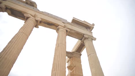 Alten-Erechtheion-in-der-Athener-Akropolis.