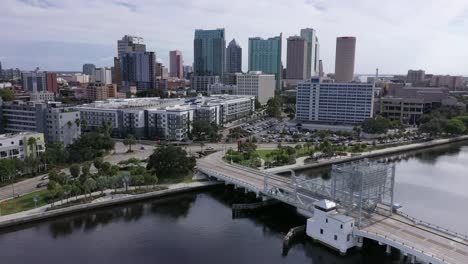 Aerial-of-Downtown-Tampa,-Florida