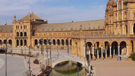 plaza-de-españa-la-luz-solar-exterior-4-K-de-Sevilla,-España