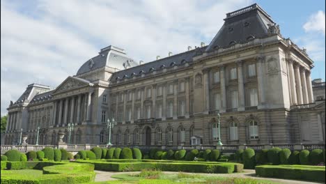 Royal-Palace-of-Brussels,-Belgium