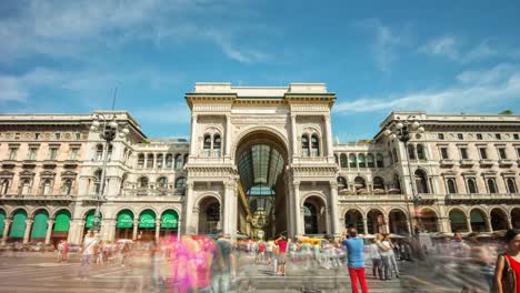 Italien-Tag-Einkaufszentrum-Galleria-Vittorio-Emanuele-Dom-quadratisch-Panorama-4-k-Zeit-hinfällig,-Mailand