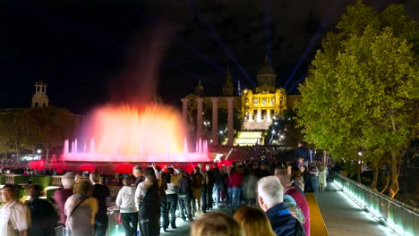 Timelapse-video-of-Magic-Fountain-Font-Magica-light-show-in-Barcelona,-at-night