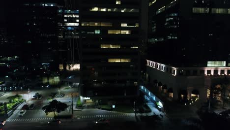 Faria-Lima-Avenue-in-Sao-Paulo-at-night,-Brazil